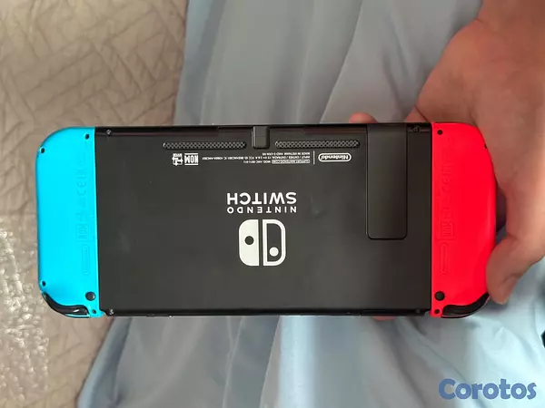 consolas y videojuegos - NINTENDO SWITCH + ACCESROIOS + 4 JUEGOS 4