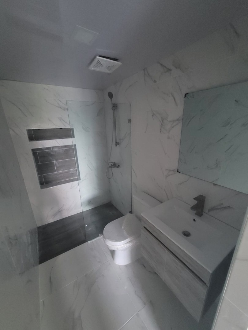 apartamentos - Se vende apartamento en Av. Independencia Nuevo 3