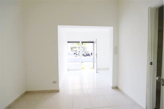 oficinas y locales comerciales - Local en primer nivel Evaristo  2