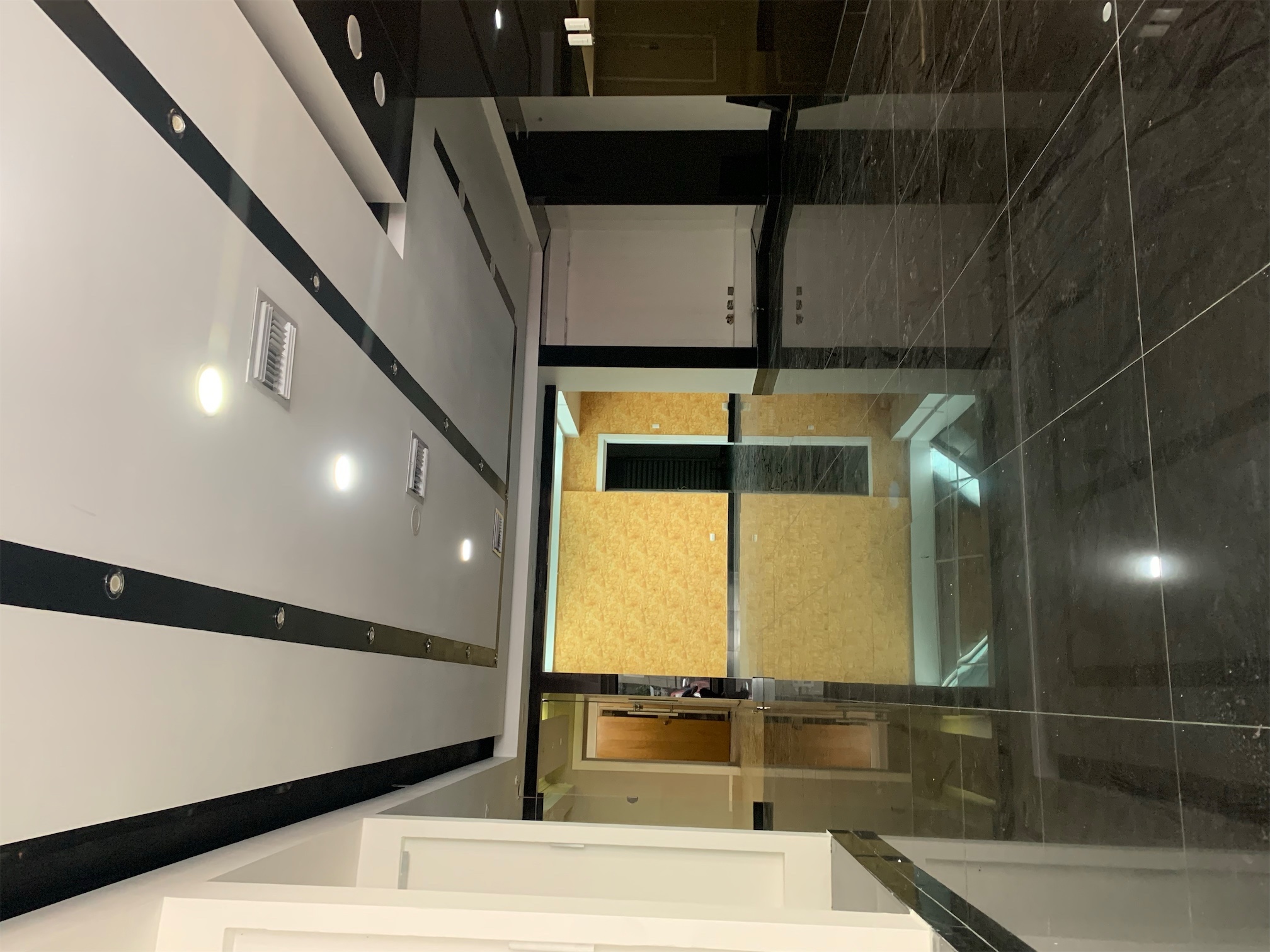 oficinas y locales comerciales - De oportunidad local en Piantini  154m 2