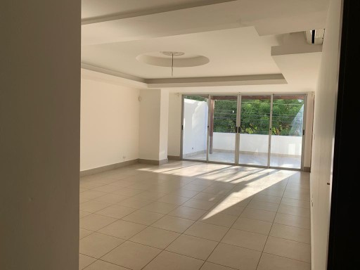 apartamentos - Rento apartamento sin amueblar en piantini 4