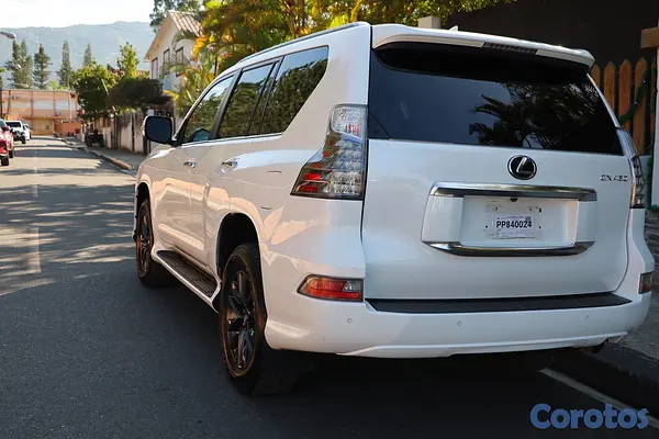 jeepetas y camionetas - LEXUS GX 460 PREMIUM AÑO 2020  4