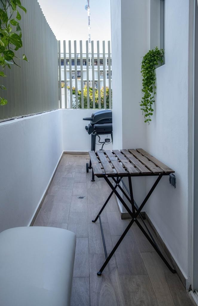 apartamentos - Sin Intermediarios rento apto terraza privada y balcón en la habitación. 4