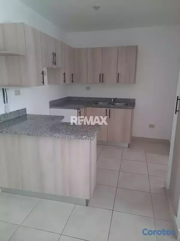 apartamentos - ALQUILO  apartamento en NACO dos parqueos 4