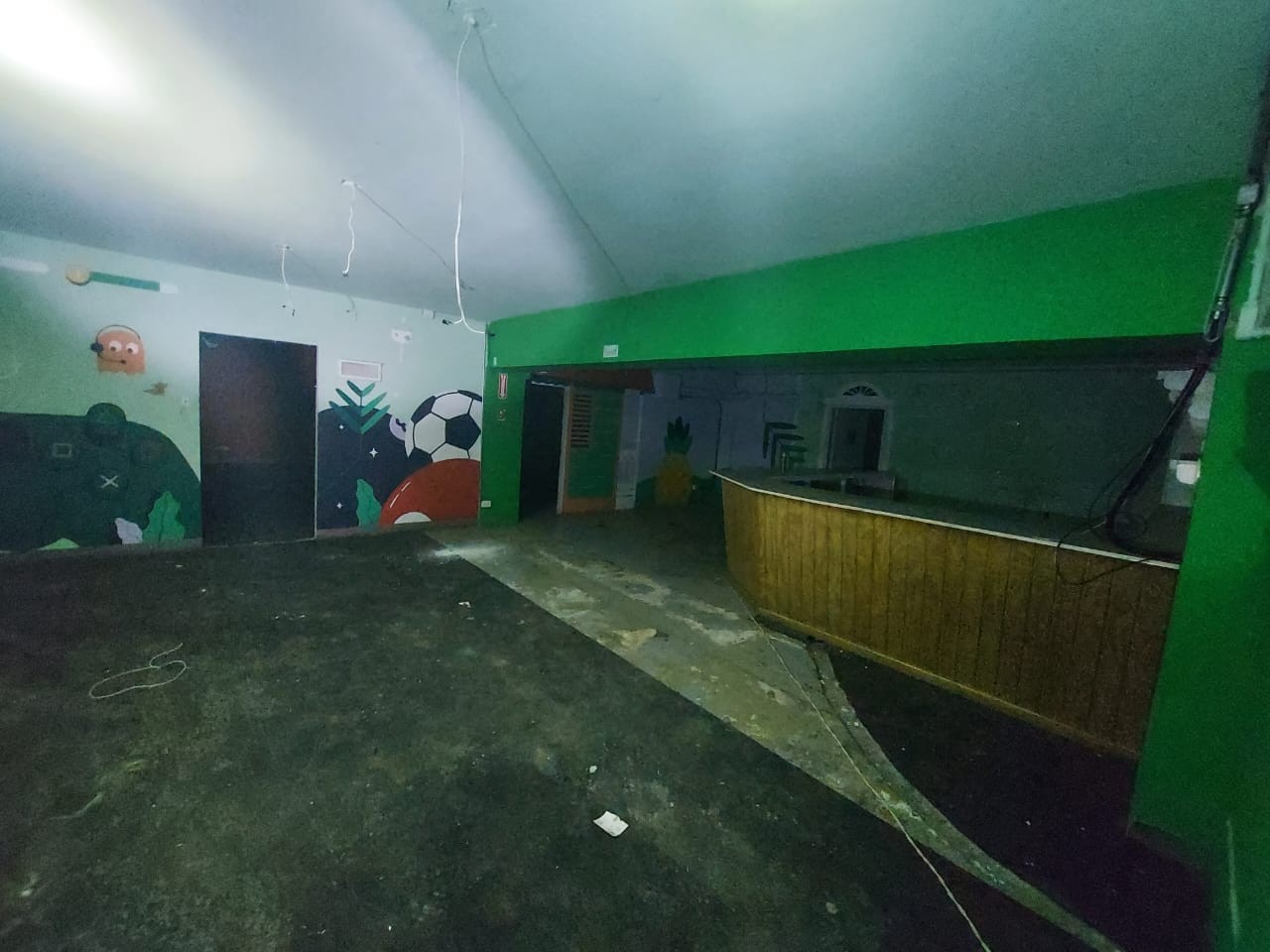 oficinas y locales comerciales - Alquilo Local  1,400 mts 27 febrero  proximo a la privada
 3