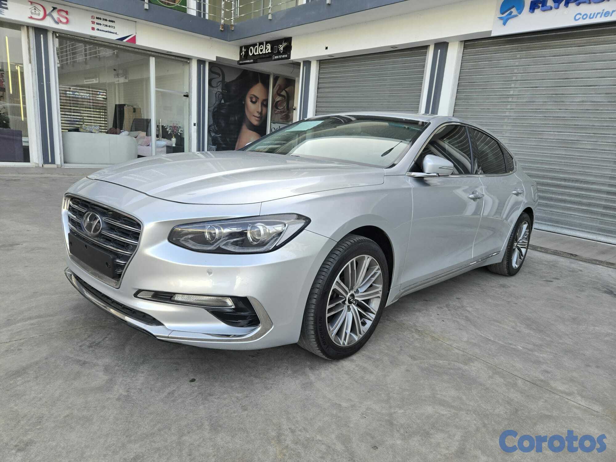 carros - HYUNDAI GRANDEUR 2018 GRIS 2
