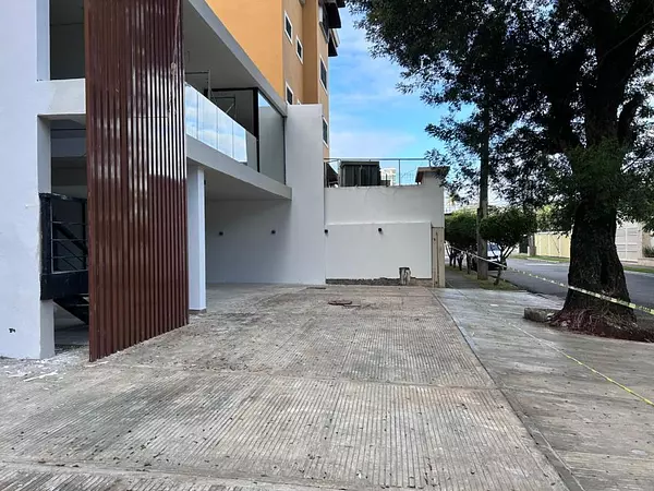 oficinas y locales comerciales - Local de Oficina en LA JULIA 2