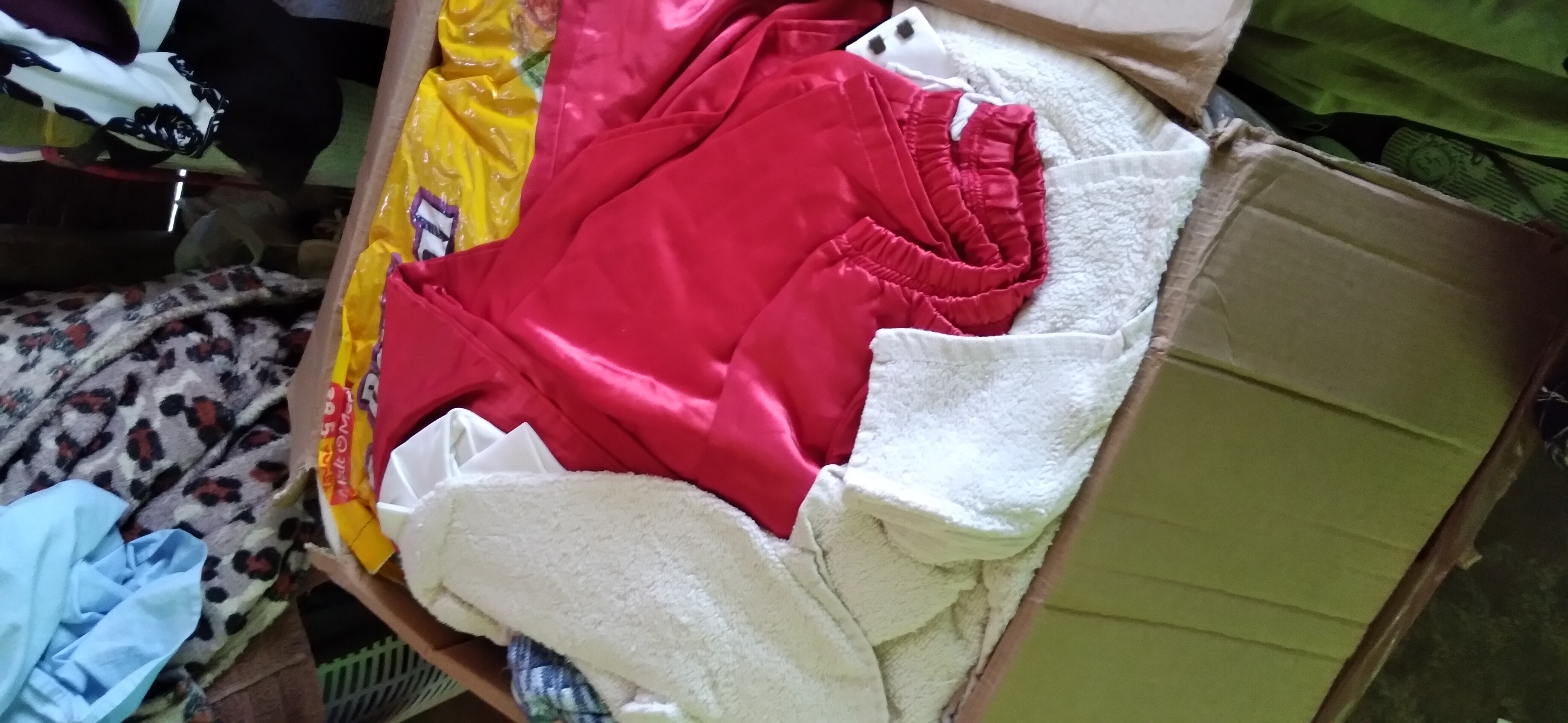 ropa para mujer - Vendo caja de ropa de usa