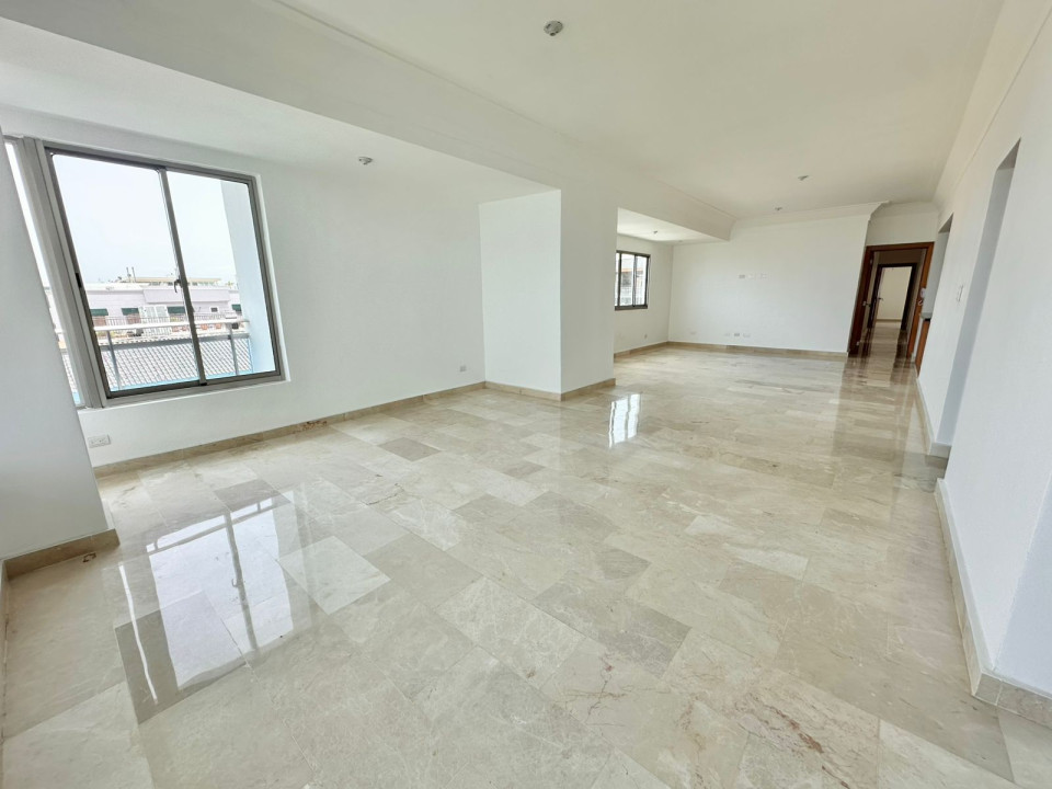 apartamentos - Apartamento de 3 Habitaciones en venta en Renacimiento, Sto.Dgo 3