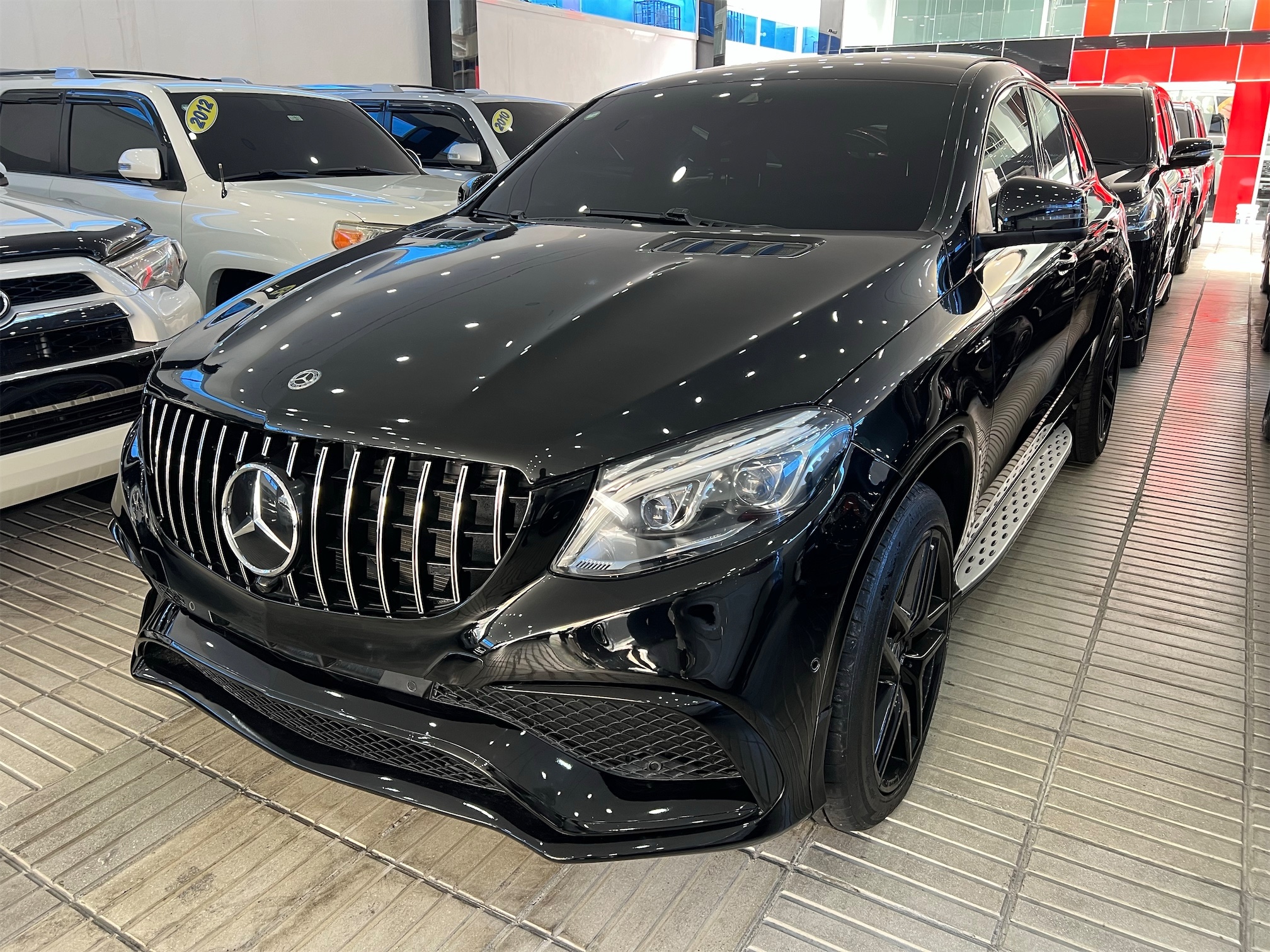 jeepetas y camionetas - Mercedes Benz 2018 GLE 4 MATIC  3