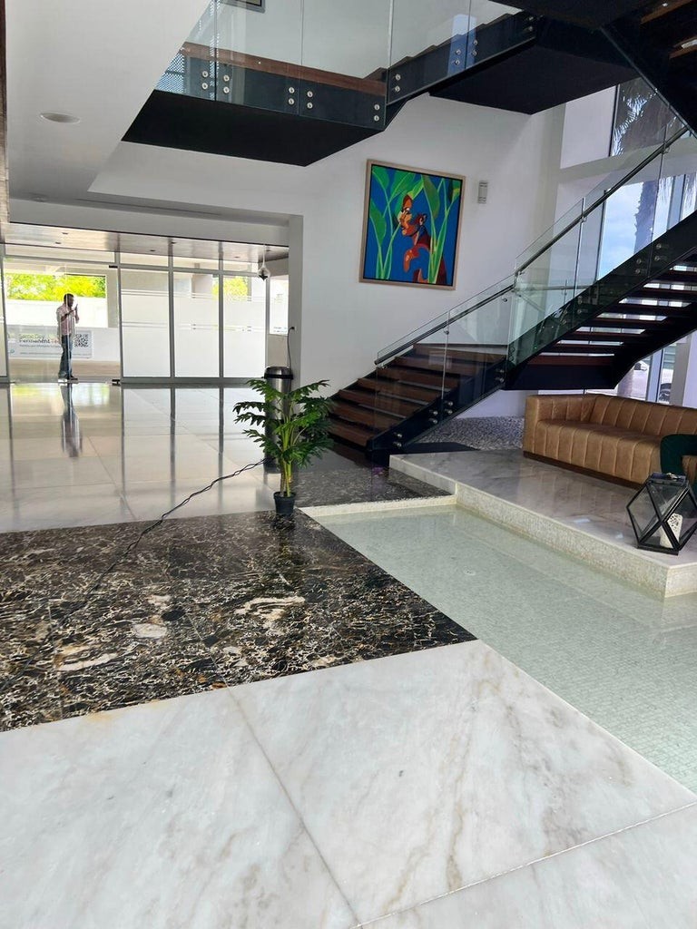 oficinas y locales comerciales - Edificio Profesional Punta Cana 2