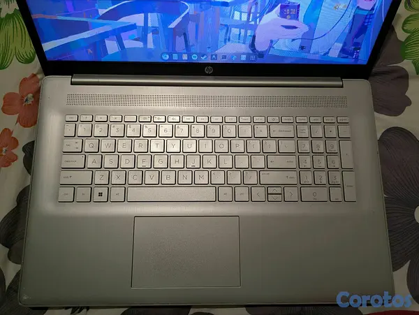 computadoras y laptops - laptop hp 17 cp2xxx (negociable) 4