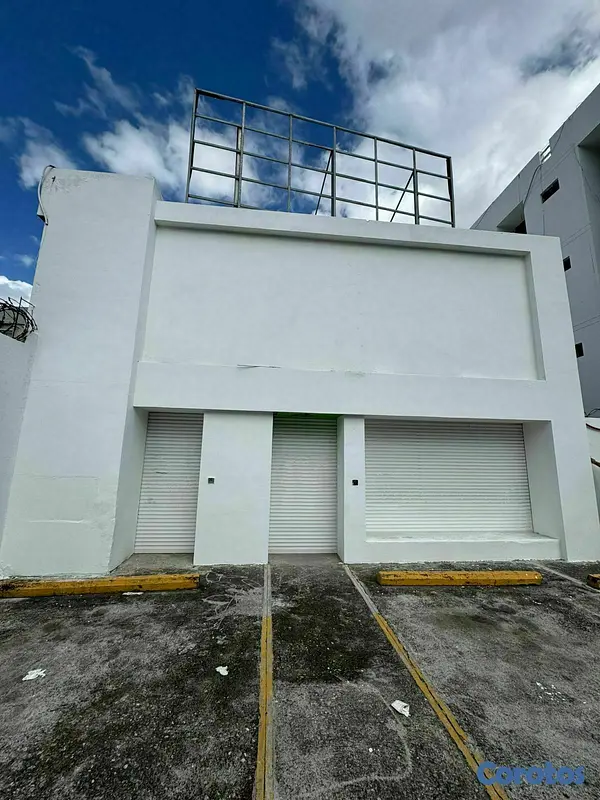 oficinas y locales comerciales -  Local en Alquiler con 350 Metros de 2 Niveles Av. Romulo en Mirador Norte PD589 1