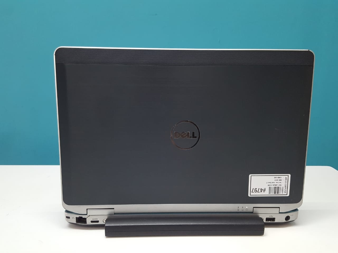 computadoras y laptops - Laptop, Dell Latitude E6330 / 3rd Gen, Intel Core i7 / 8GB DDR3 / 128GB SSD

- P 3