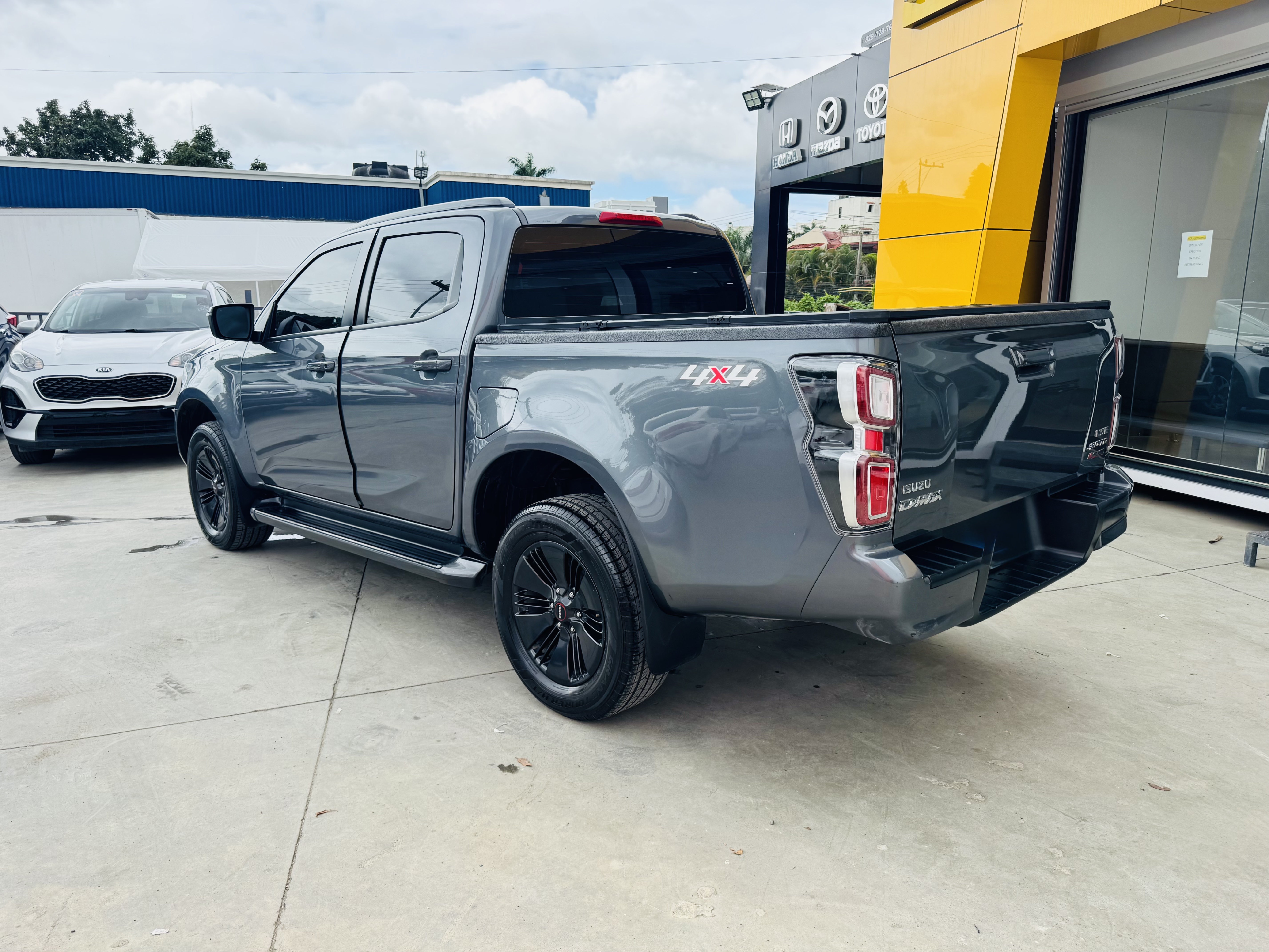 jeepetas y camionetas - ISUZU DMAX LSE 2024 ✅ COMO NUEVA  3