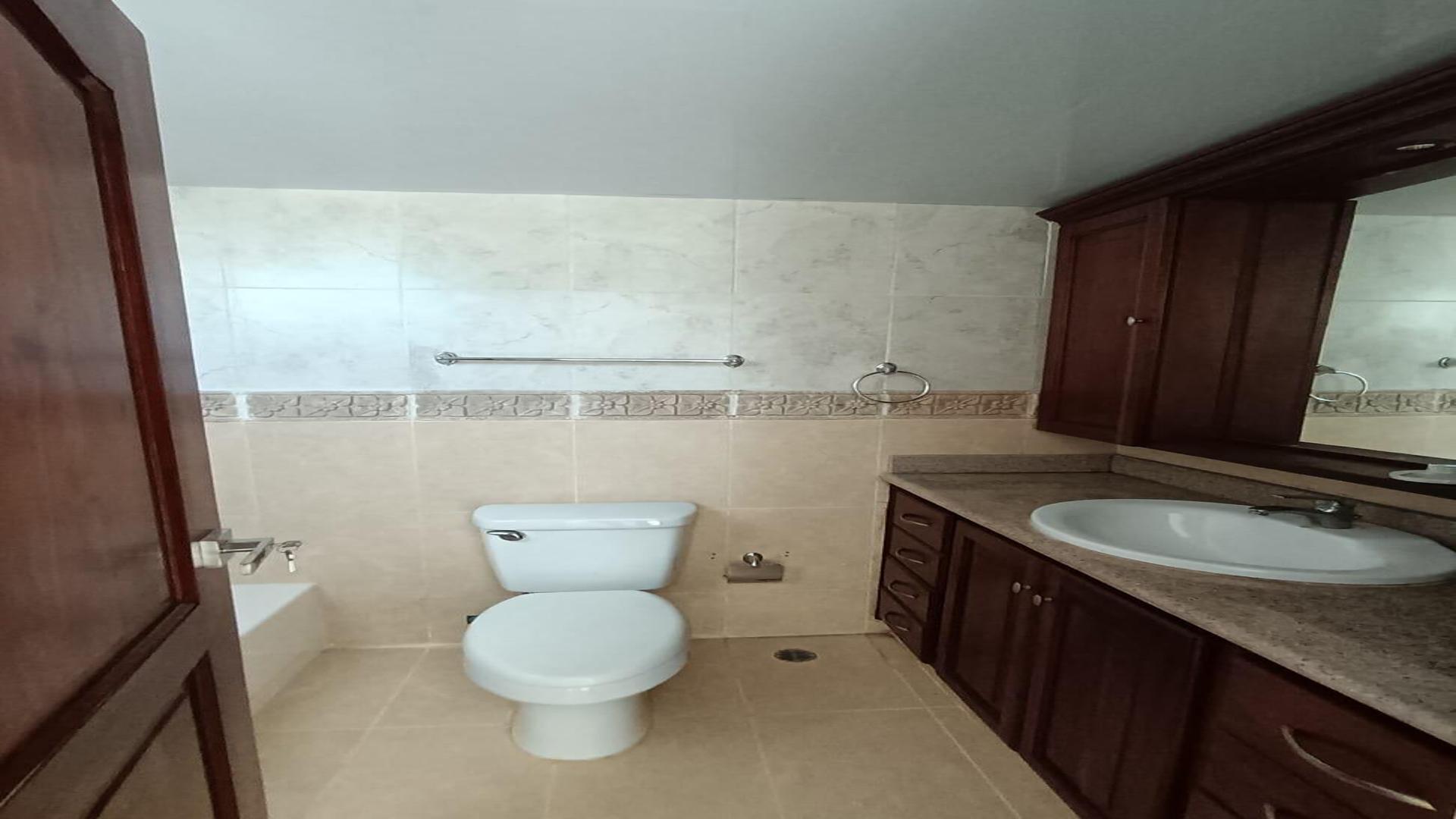 apartamentos - Apartamento en alquiler en torre de lujo 10