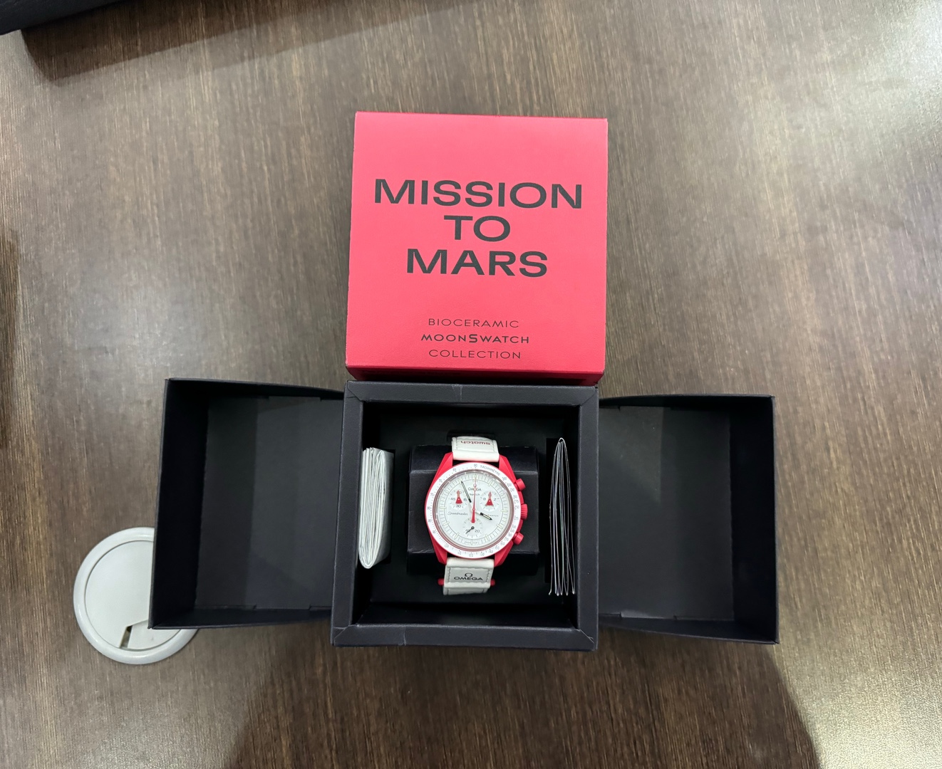 joyas, relojes y accesorios - Reloj Cronógrafo Omega | Swatch Mars, Original Como Nuevo, RD$ 16,800 NEG
