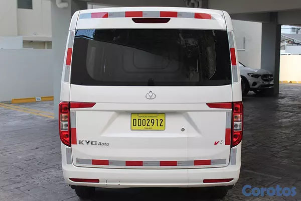 jeepetas y camionetas - KYC V3 Furgoneta  5