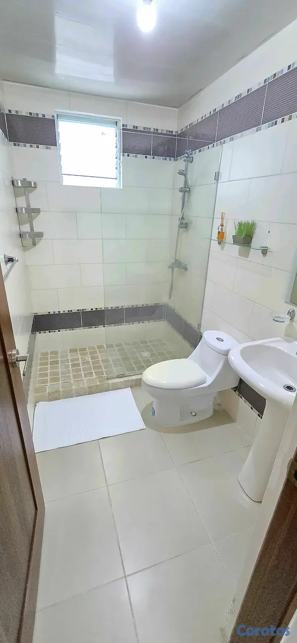 apartamentos - ALQUILÓ 1er piso amueblado cerro hermoso a 2 minutos de unión medica 4