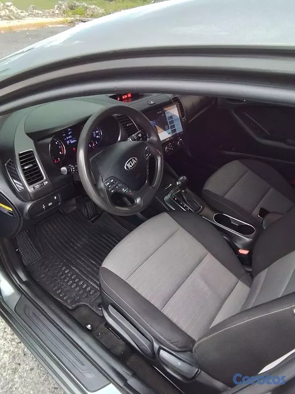 carros - kia forte 2016 3