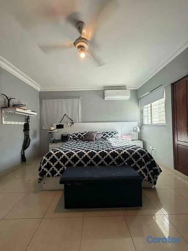 apartamentos - Venta | 2do nivel con terraza en Evaristo Morales 8
