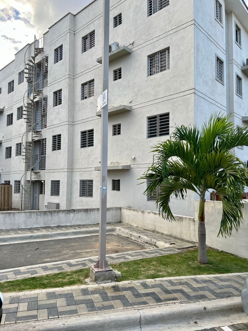 apartamentos - Se vende apartamento en Altos de Arroyo Hondo 4