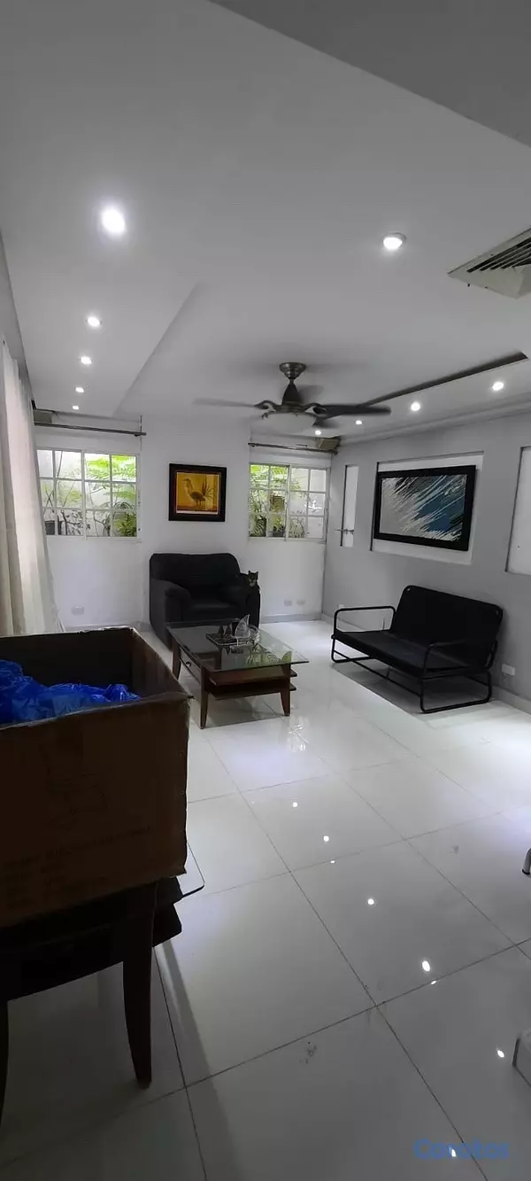 oficinas y locales comerciales - CASA COMERCIAL 11