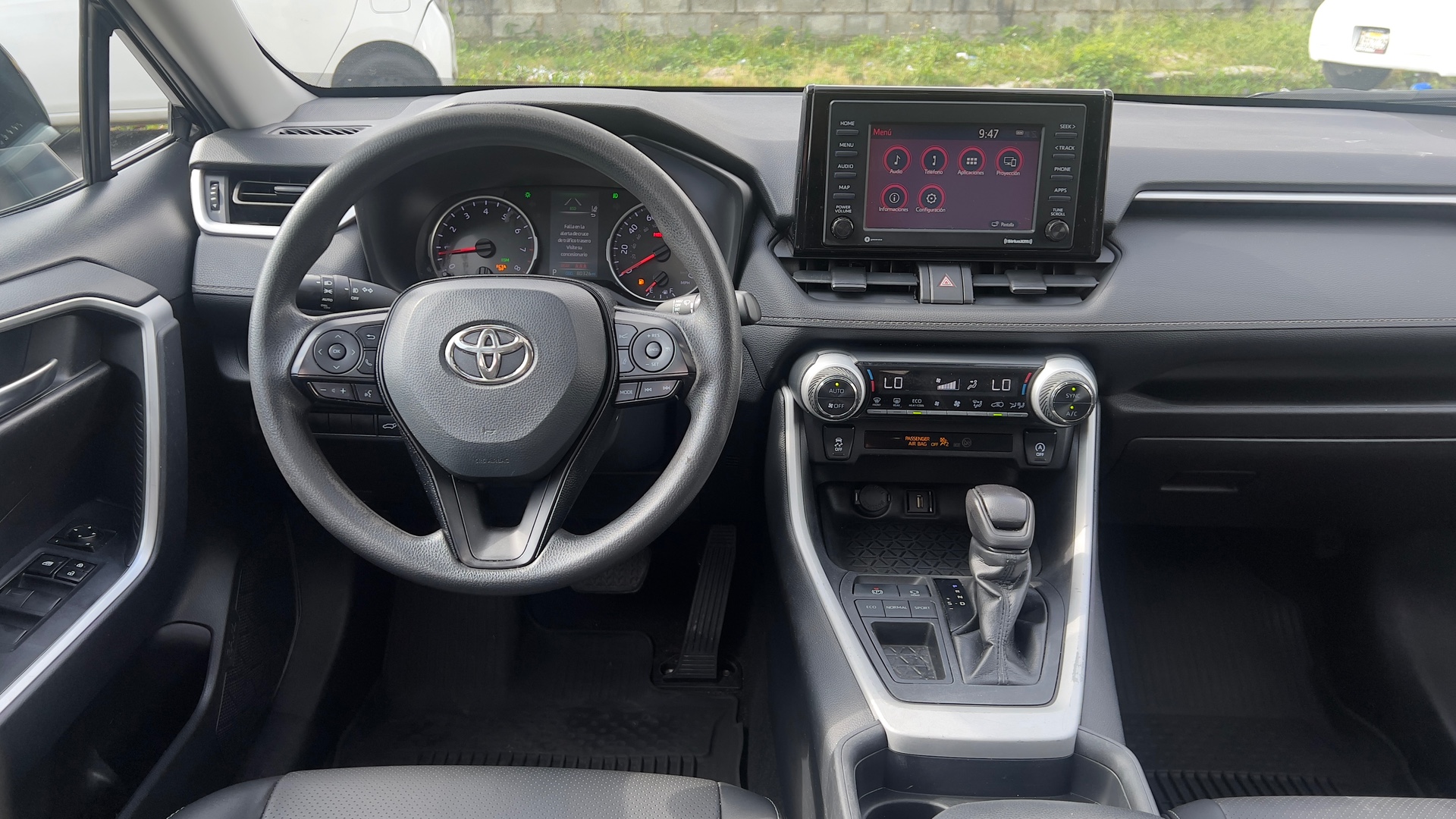 jeepetas y camionetas - Toyota RAV4 XLE 2021 / Clean Car Fax 5