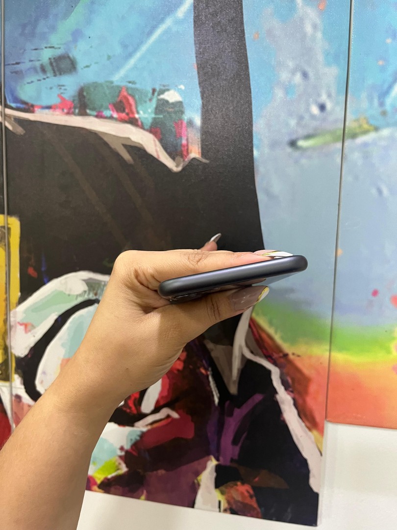 celulares y tabletas - IPHONE 11 NORMAL 64GB FACTORY UNLOCKED CONDICION 10/10  4
