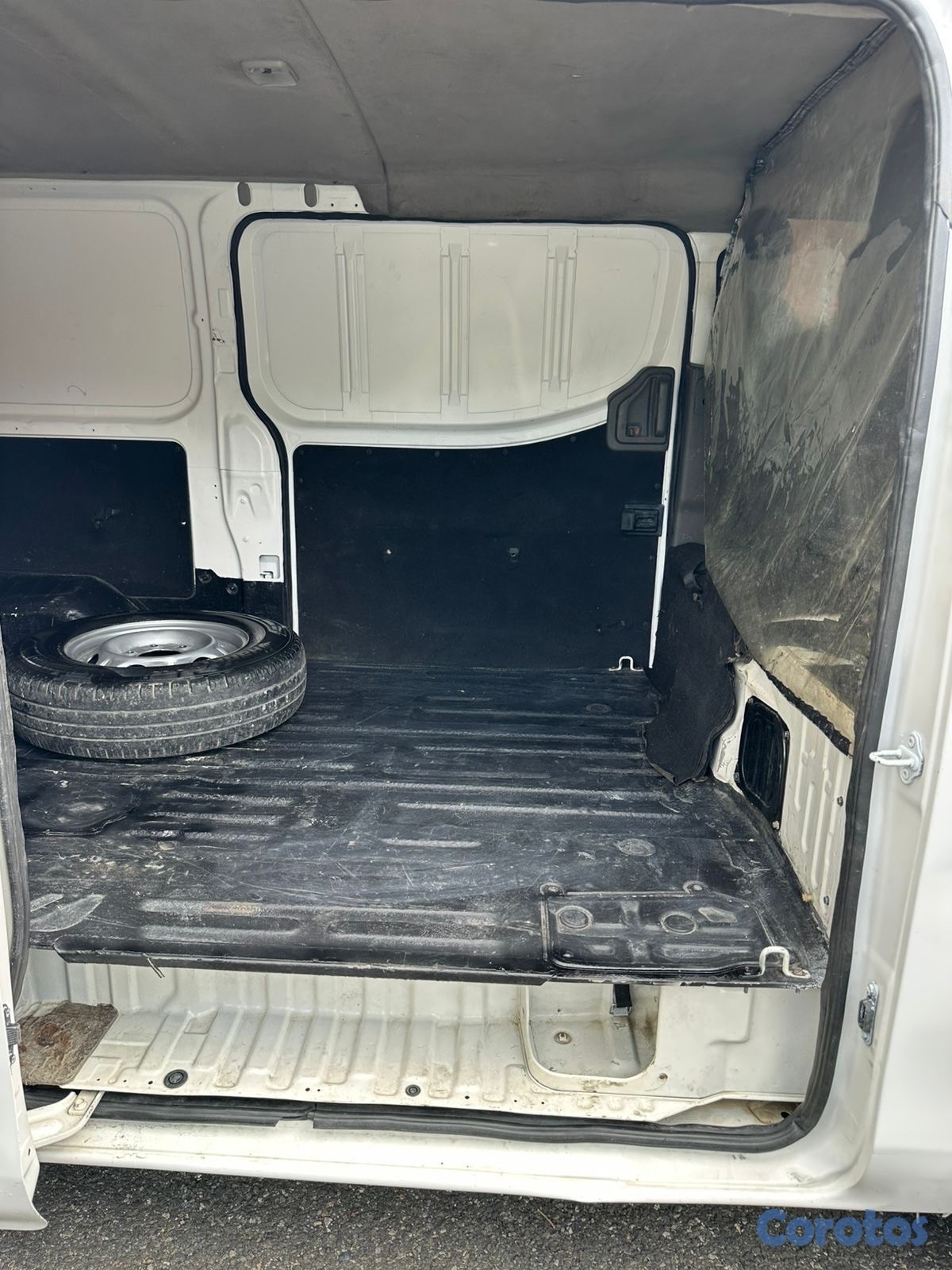 jeepetas y camionetas - ♻️NISSAN URVAN NV300 DE CARGA✅ 7