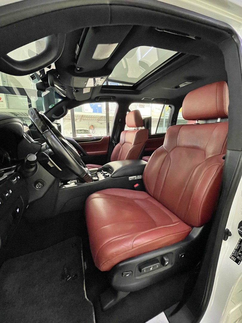 jeepetas y camionetas - Lexus LX570  Sport 2021 7