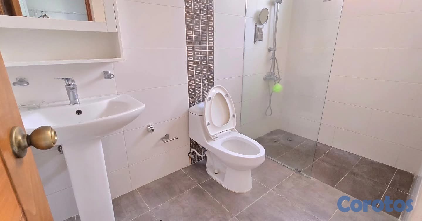 apartamentos - vendo 1er piso villa maria santiago exelente zona  3