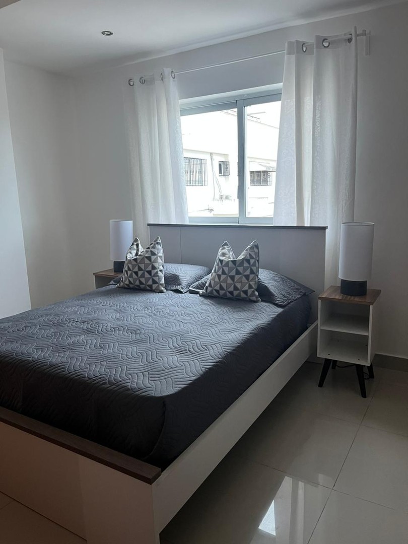 apartamentos - Sin Intermediarios En renta Aproximadamente 150 mts2. Sin cuarto del servicio.  7