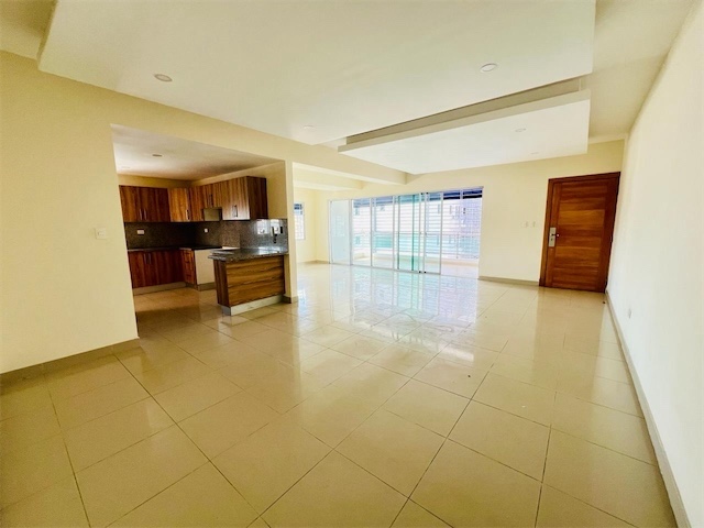 apartamentos - Excelente Apartamento en *Evaristo Morales* por tan solo  *US$1,200