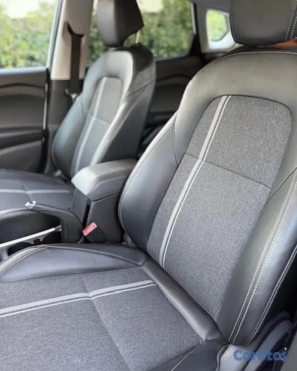 jeepetas y camionetas - CHEVROLET TRACKER LT 2023 con 10.100 Kilometraje  9
