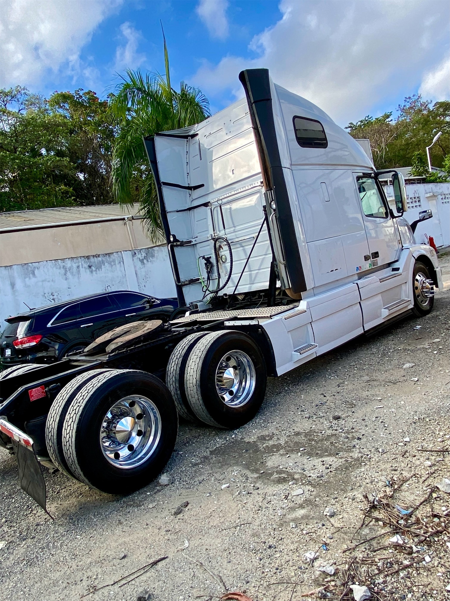 camiones y vehiculos pesados - Volvo 2016