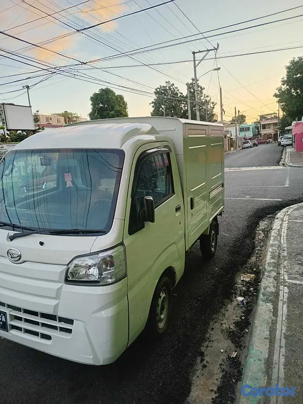 jeepetas y camionetas - Camioneta hitje  5