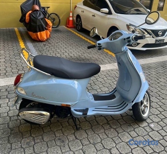 motores y pasolas - Vespa VXL año 2020 150cc de oportunidad 1