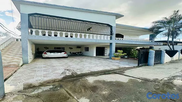 casas - CASA EN VENTA EN SANTIAGO. 1