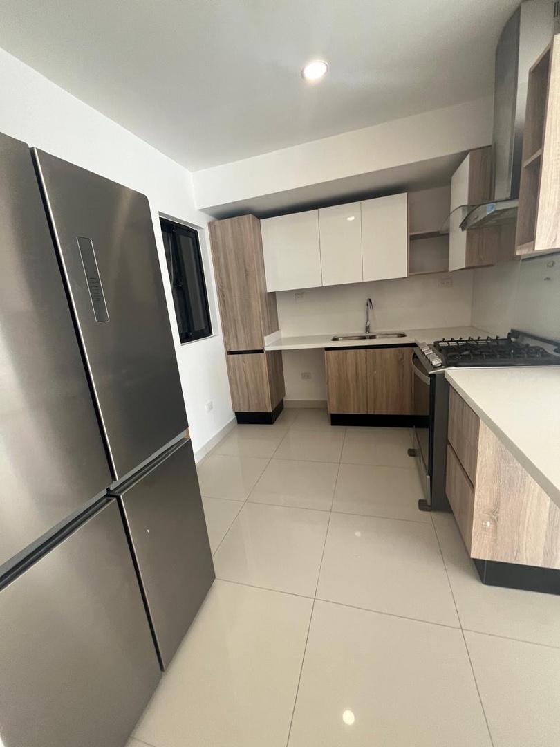 apartamentos - Alquiló bellla vista línea blanca dos hab 2.5 baños balcón dos parqueos servicio 7