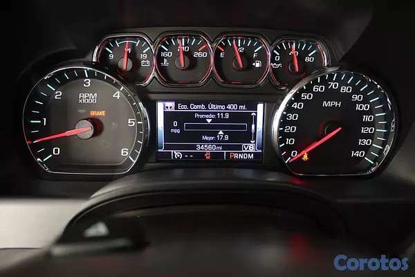 camiones y vehiculos pesados - Chevrolet Silverado High Country  12