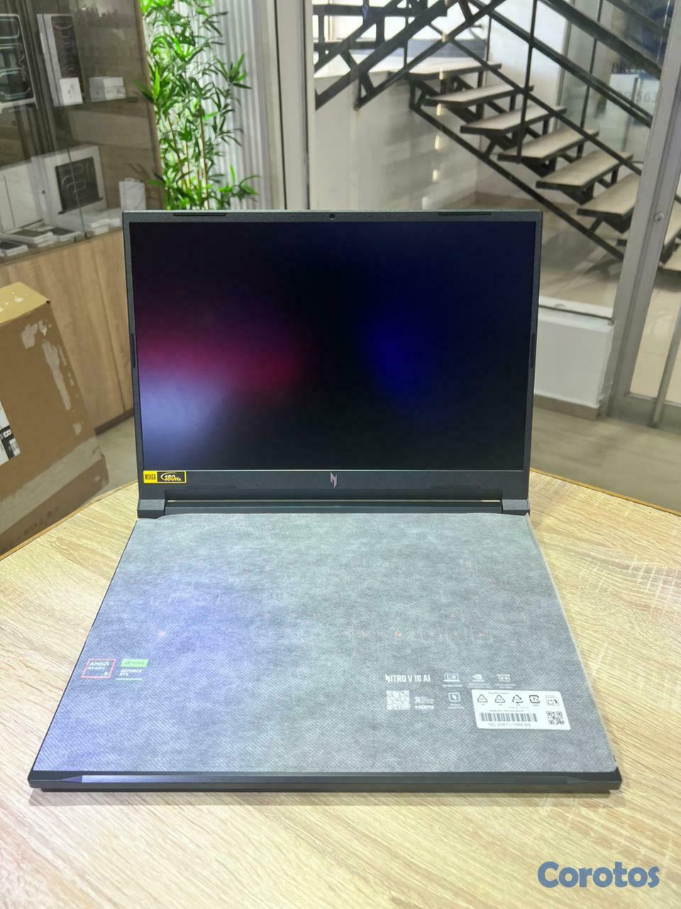 computadoras y laptops - Acer Nitro V16 Al Gaming Laptop: AMD R5, RTX 5050 6