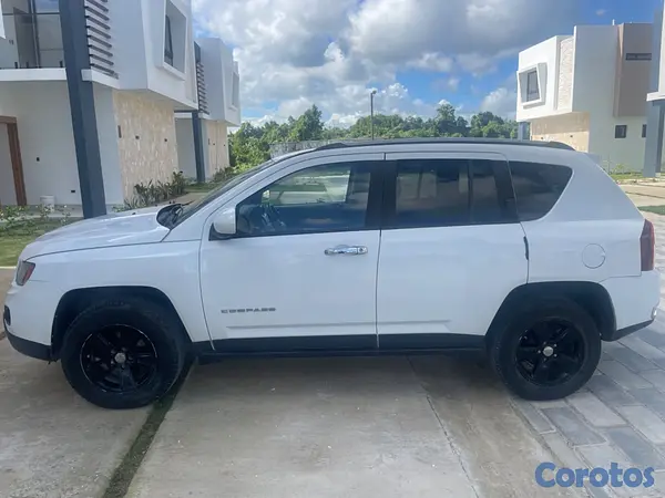 jeepetas y camionetas - Jeep Compass 2016 4