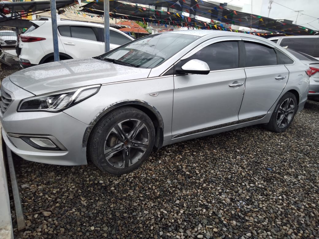 carros - HYUNDAI SONATA LF 2015 GRISDESDE: RD$590,100.00