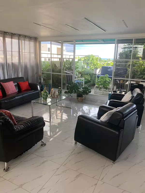 oficinas y locales comerciales - Alquiler Habitacion Amueblada Ubicada en Gazcue 8