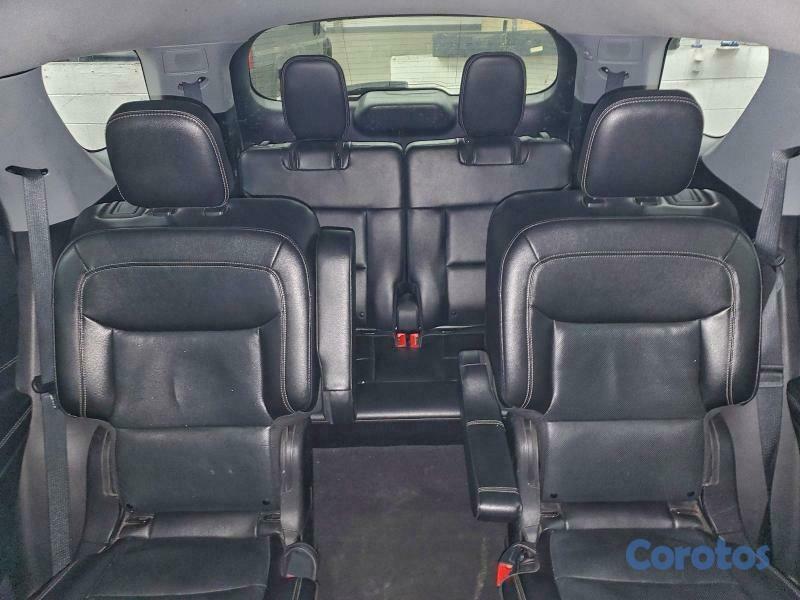 jeepetas y camionetas - Ford Explorer Limited 2022 6