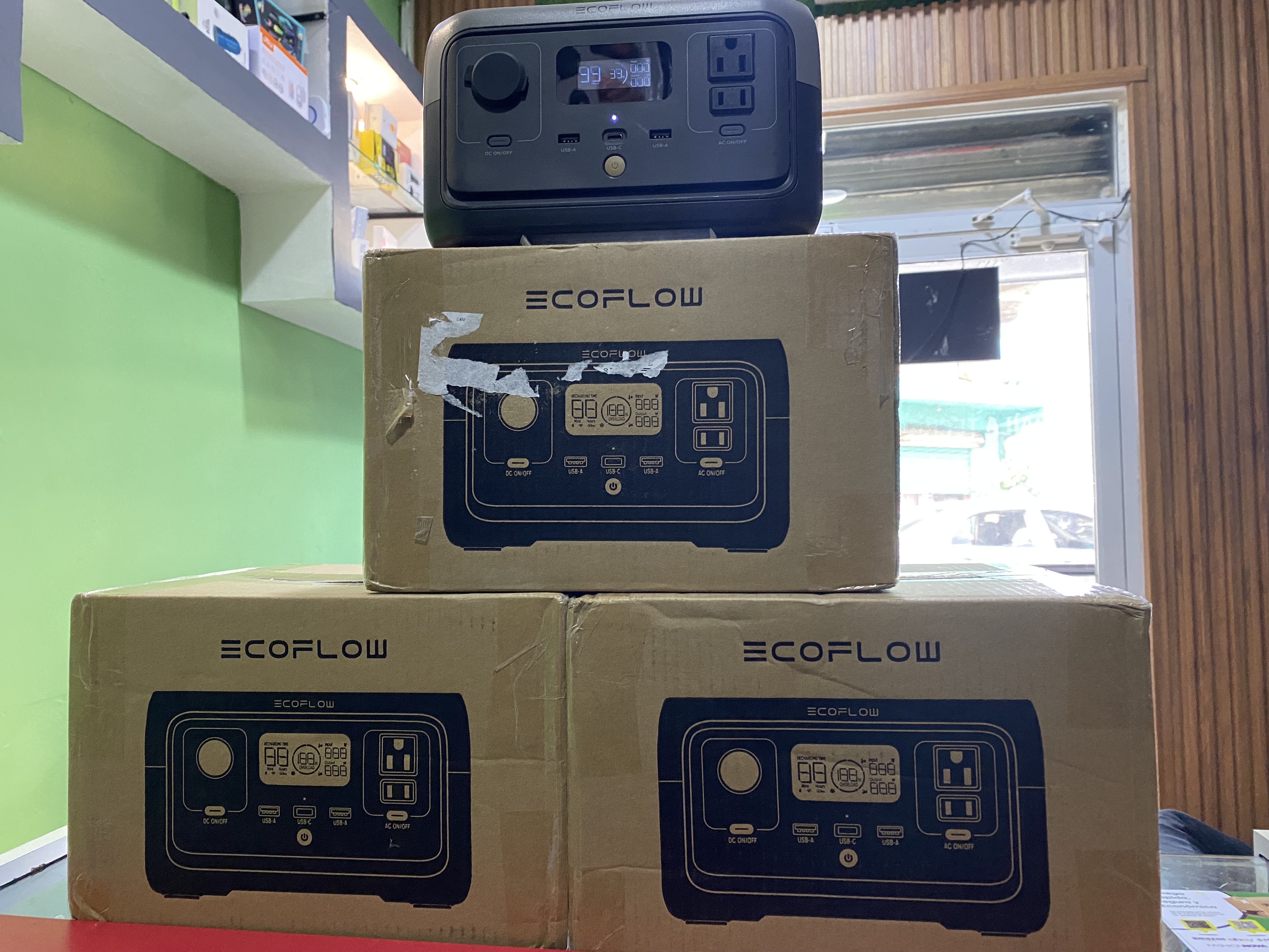 otros electronicos - Generador portátil 110V 265W  4