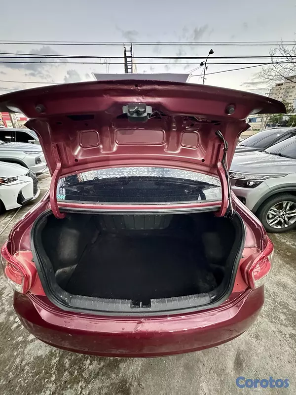 carros - Hyundai GrandI10 SDN 2016 12