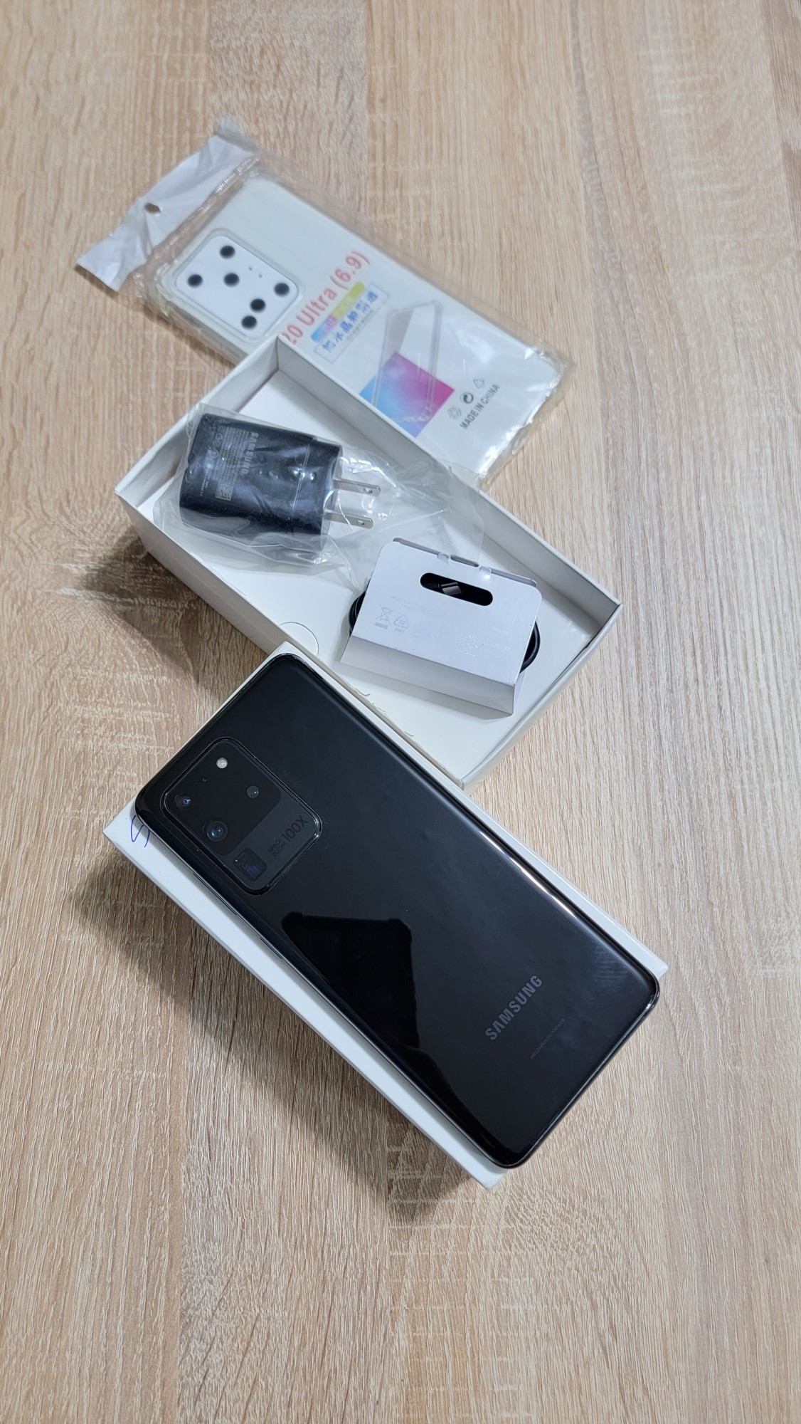 celulares y tabletas - Samsung Galaxy S20 Ultra 5G DUAL SIM 12GB RAM/128GB Cosmic Black Desbloqueado
