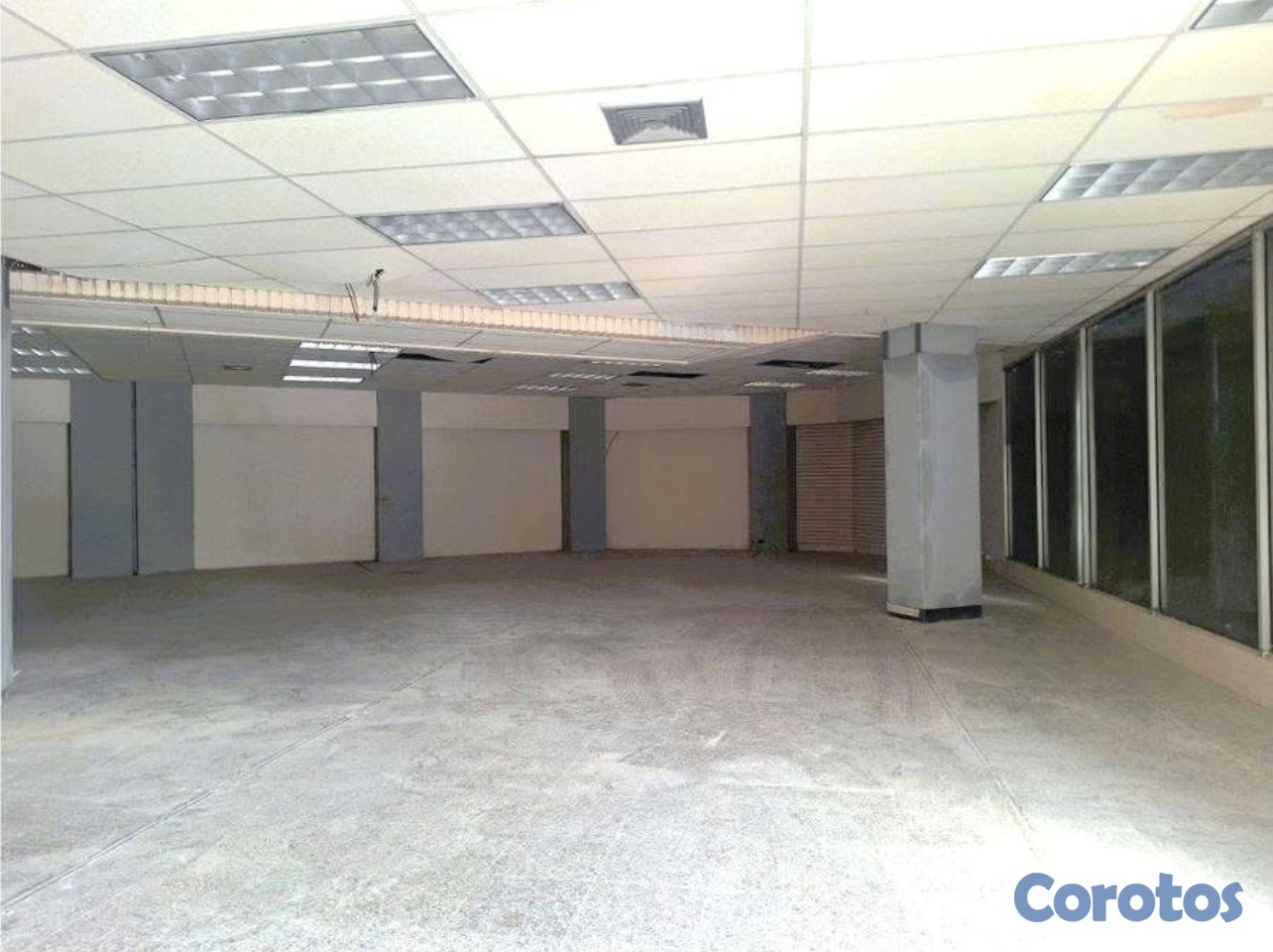 oficinas y locales comerciales - Local en primer nivel esquinero 2